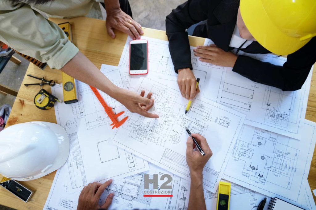 Progetti di ristruttrazione casa, uffici, fabbriche