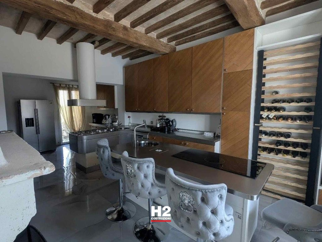 Riqualificazione completa di cascina a Romprezzagno